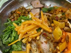 -红鼻子桂林米粉(金唐新光界店)