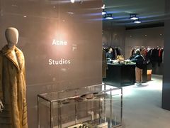 -Acne Studios(芮欧百货店)