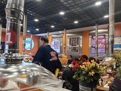 -哈尔滨小酒馆·鲜肉现穿自助烧烤(康新花园店)