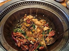 -山里屯铁锅炖·东北菜(康桥店)