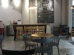 大堂-HELLO 27 意面·沙拉·帕尼尼