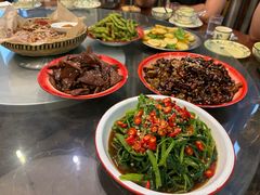 -江湖黑大兔(杨家坪店)