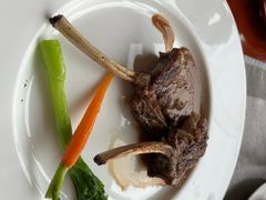 -东西风牛排馆周末烧烤自助(首都机场希尔顿店)