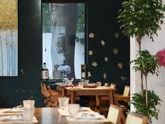 -Mark&Mars Restaurant