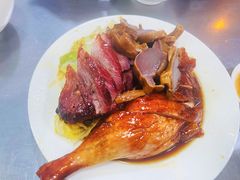 -华香鹅快餐店