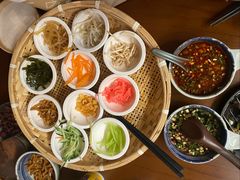 -包整·丝娃娃(一览甲秀楼风景店)