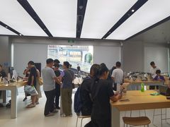 -DJI大疆(深圳华强北曼哈授权体验店)