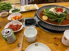 -喇喇排骨火锅·传统韩式脊骨汤(望京西园总店)