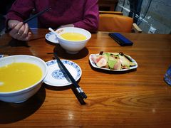 -老天桥酱肉烧饼夹肘子(天桥店)