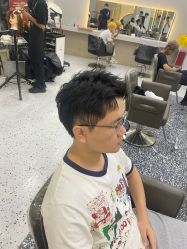-苏豪路易士·嘉玛发廊