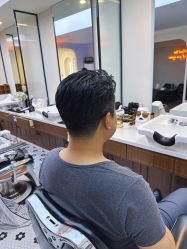 -理昂男士理发店 Barber shop