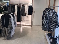 -ZARA(大上海时代广场店)