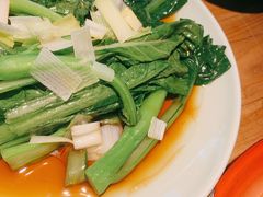 -先启半步颠小酒馆(虹桥龙湖天街店)