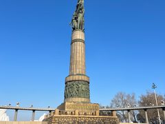 -人民防洪胜利纪念塔