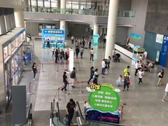 -上海跨国采购会展中心
