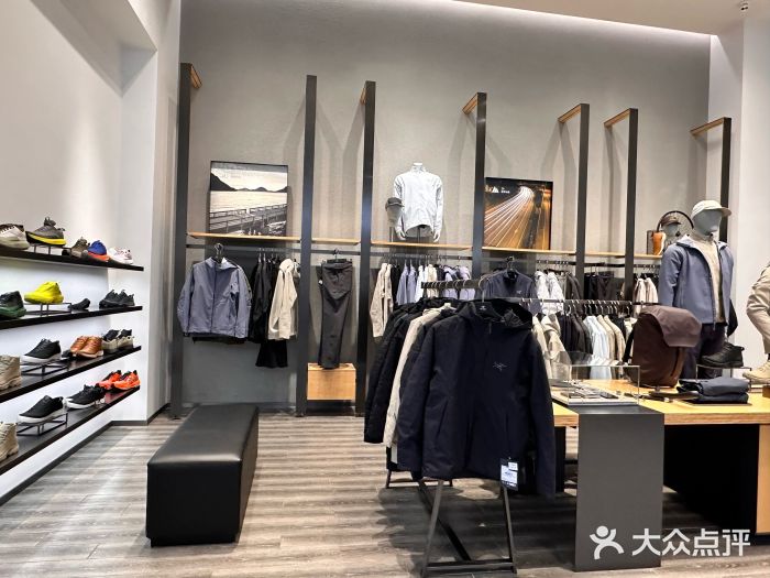 ARC'TERYX始祖鸟(奕欧莱奥特莱斯店)图片