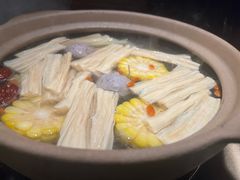 -邹开喜·小海鲜醉鸡煲·潮汕鲜切牛肉店(襄阳北路店)