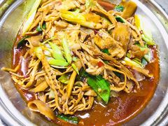 -侬佳蒸菜馆(听潮店)