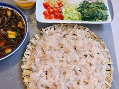 -官塘陈记鱼生·潮汕砂锅粥·牛肉火锅(潮枫路总店)