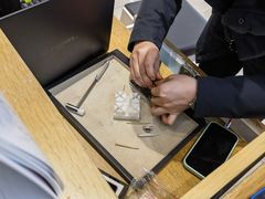 -亨吉利世界名表中心(砂之船奥莱店)