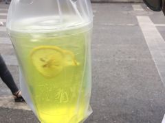 -吾饮良品水果茶(江汉一路店)