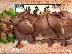 -乔家小院•本地小海鲜•非遗驴肉(万年泉路店)