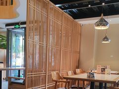 -聚友斋(陶瓷琉璃馆水晶街店)