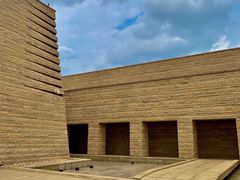 -盘龙城国家考古遗址公园