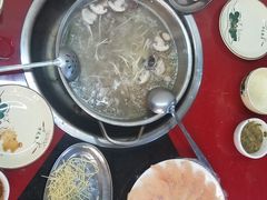 -老石黑山羊毛驴肉火锅(金凯广场店)