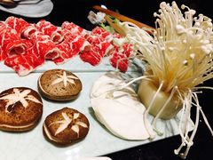 -猪啊牛呀羊啊铜盘烤肉(正大广场店)