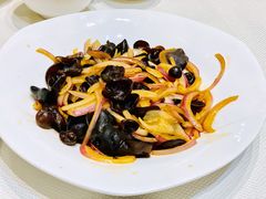 木耳炒洋葱-太湖饭店·寄畅轩中餐厅