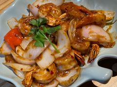 -大头虾越式风味餐厅(光明广场店)