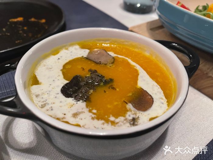 Ponte 意大利餐厅松露南瓜汤图片