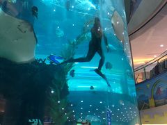 -鸿通城购物中心