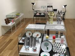 -LINE FRIENDS Garosu-gil Flagship Store