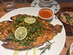 香茅草烤鲈鱼-一坐一忘云南菜(嘉里中心店)