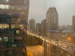 -杭州西湖湖滨银泰亚朵酒店