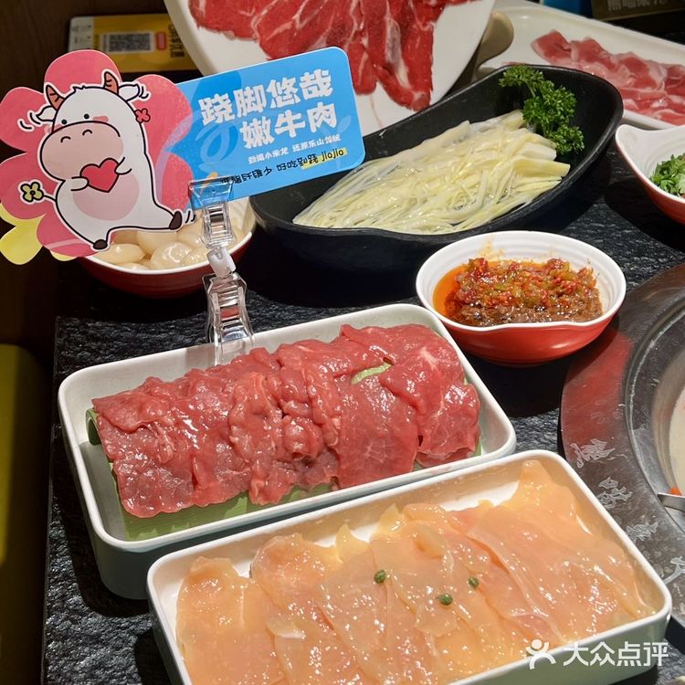 这个春天🌸熊喵来了实在太会了🐼