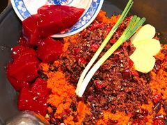 -旧街市鲜货老火锅(大光路店)