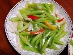 -天鹅到家·保姆月嫂育儿嫂(总店)