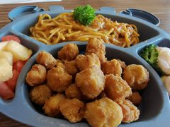 -布鲁豪斯亲子欢乐家庭餐厅