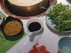 -洪氏嗨捞·猪肚鸡火锅(阳光天地店)