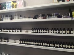 -墨more调香馆DIY自调香水(博雅国际中心B座店)