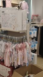 -乐友孕婴童(刘家窑店)