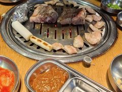 -缸桶屋韩国料理·全程帮烤(泰禾店)