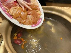-邹开喜·炭炉鸡煲·海鲜火锅(虹口足球场店)