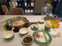 -润园四季椰子鸡火锅(卓越INTOWN店)