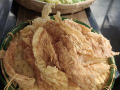 -尚尚仙·酸汤猪手·猪肚鸡火锅(华联万柳购物中心店)