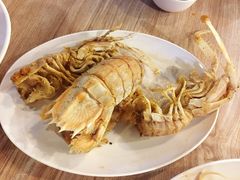 皮皮虾-拉威海鲜市场