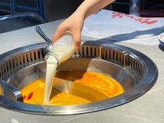 -生活如沸·顺德水牛奶火锅(人民广场店)
